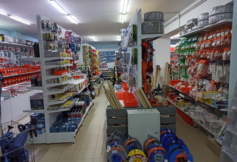 Продаются два прибыльных магазина строительных материалов.